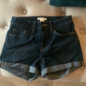 Teeny tiny jean short